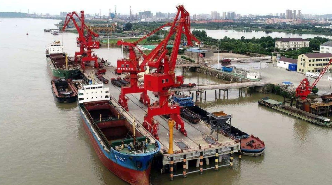 东营概述露天料场港口封闭问题的实行方法